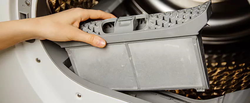 Signs Of A Clogged Dryer Lint Trap in Charleston, South Carolina